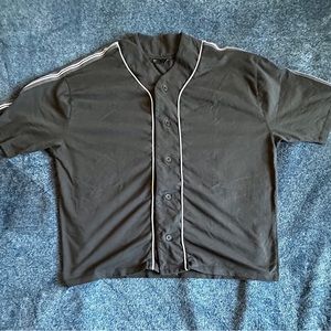 ASOS baseball shirt (M) Preowned